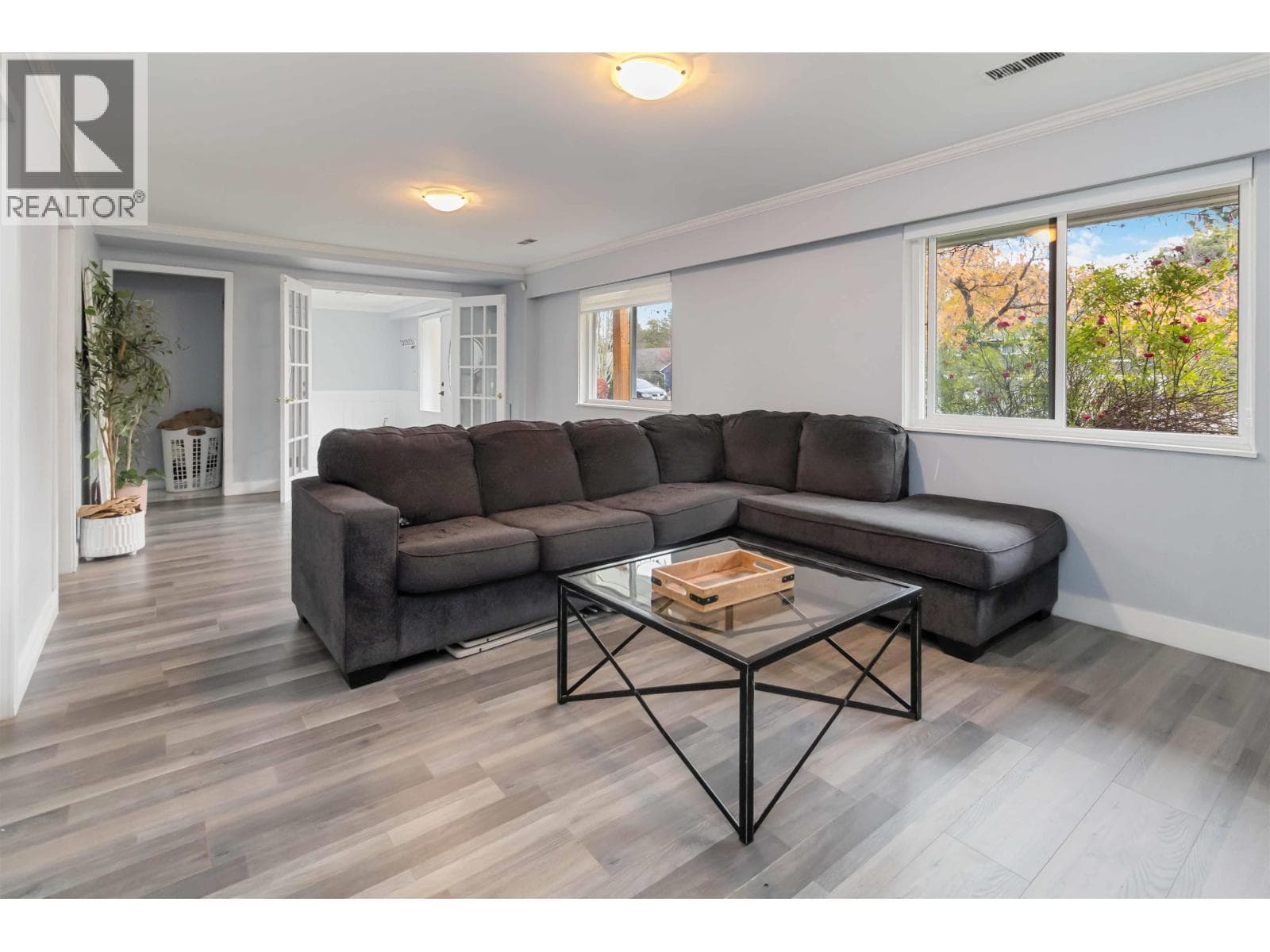 5237 12 AVENUE, Greater Vancouver — photo 3