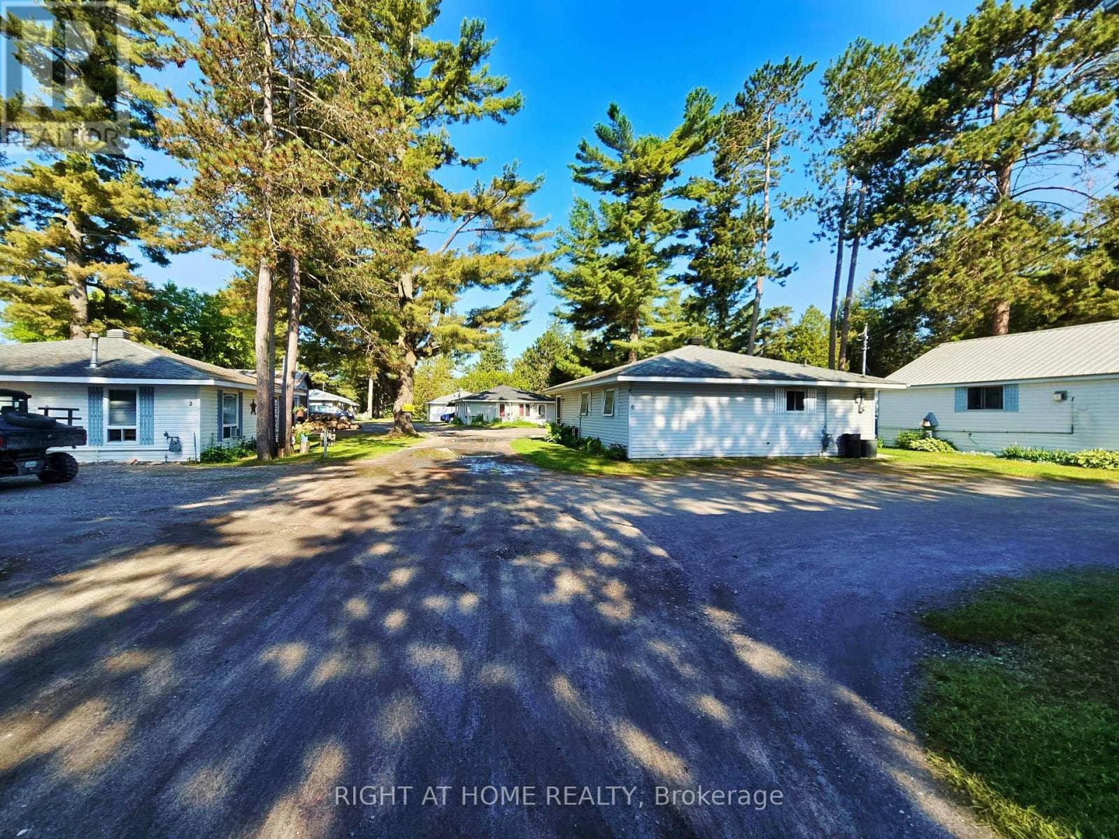 6 BAY VIEW COURT in 