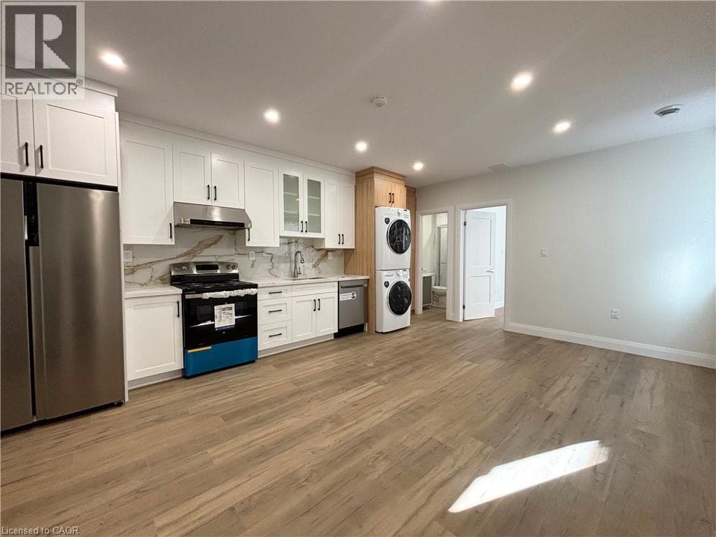 6 CAITHNESS Street E Unit# 5 in 