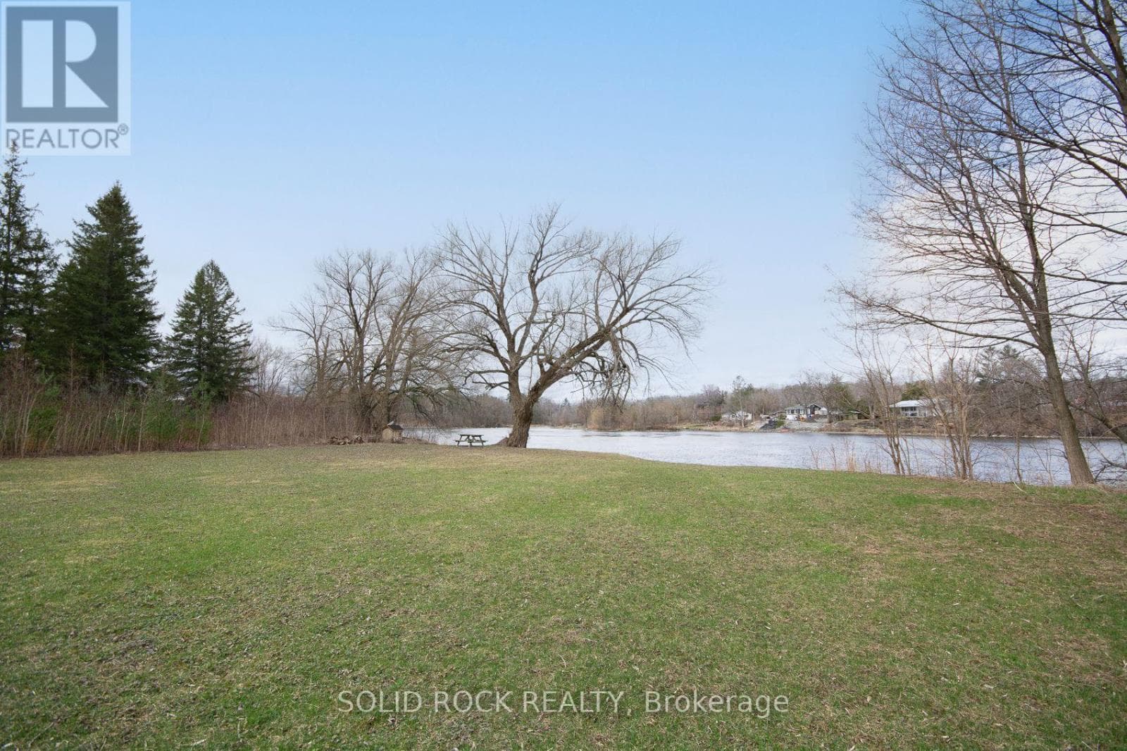 724 RIVER ROAD — photo 4