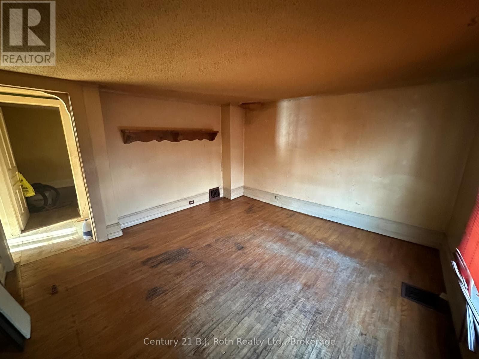 371 WEST STREET N, OnePoint — photo 2