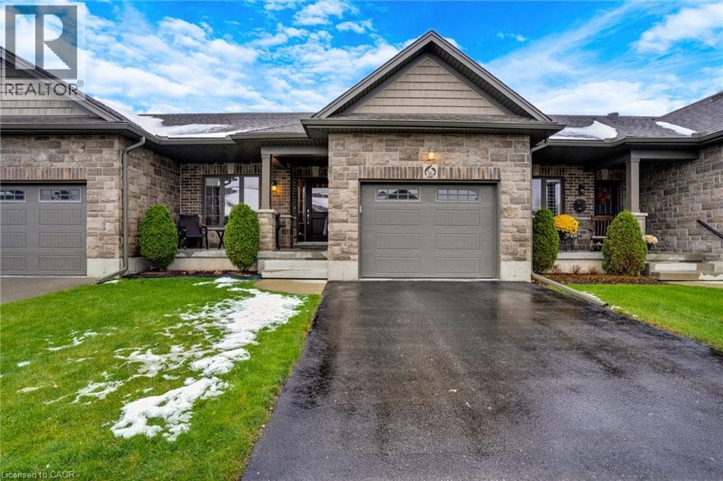 36 53 ROTH STREET in 