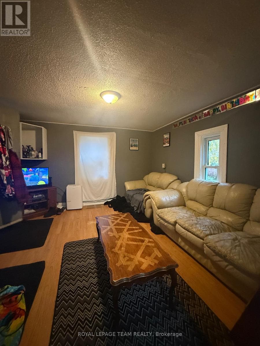 475 PEMBROKE STREET W, Ottawa — photo 5