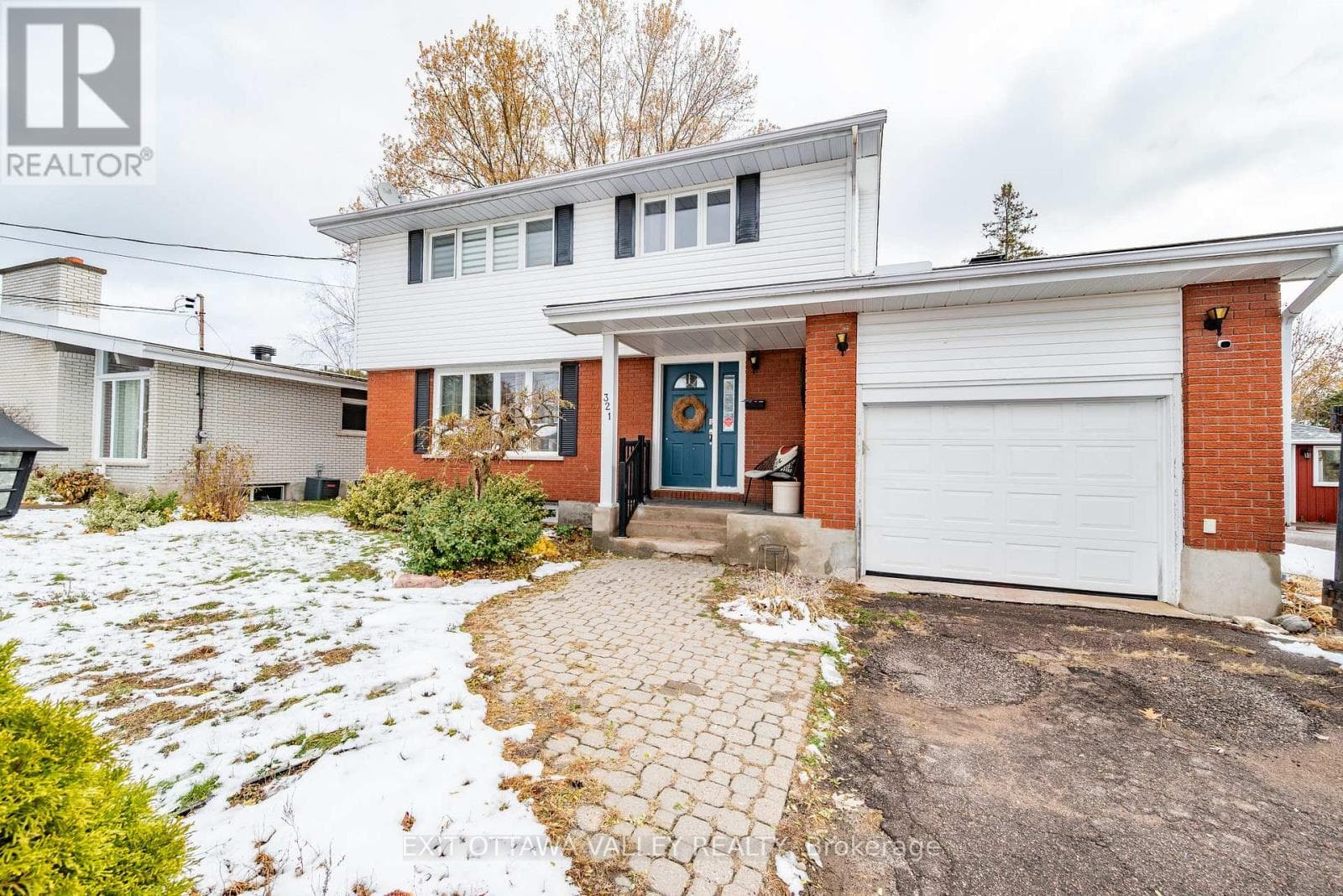 321 PATRICIA AVENUE, Renfrew County — photo 2