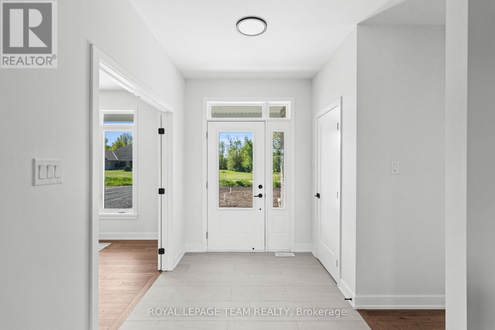 109 ALCOCK DRIVE, Ottawa — photo 2