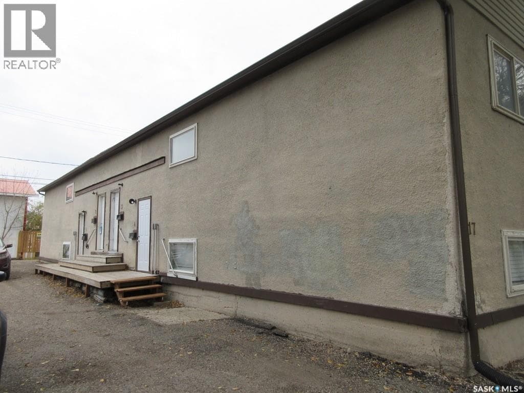 1817 QUEBEC STREET, Saskatchewan — photo 2