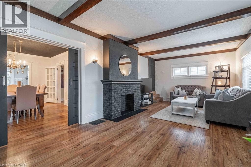 19 MARGERY ROAD — photo 4