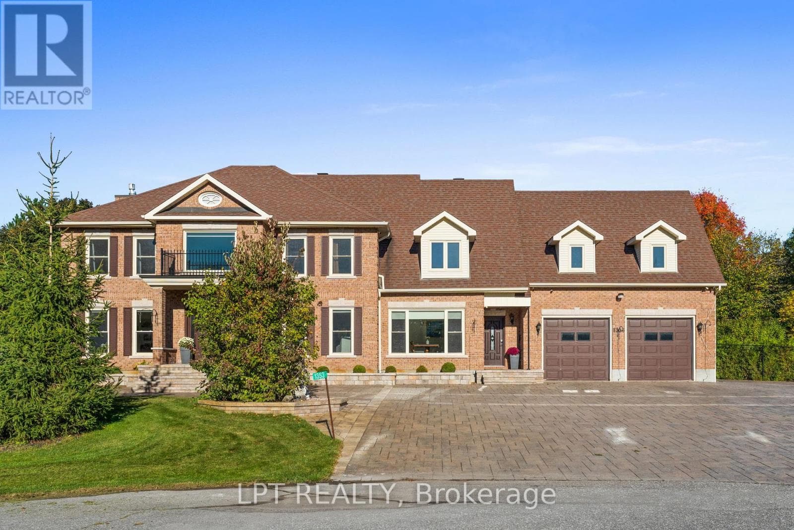 1353 PELKEY COURT in MANOTICK