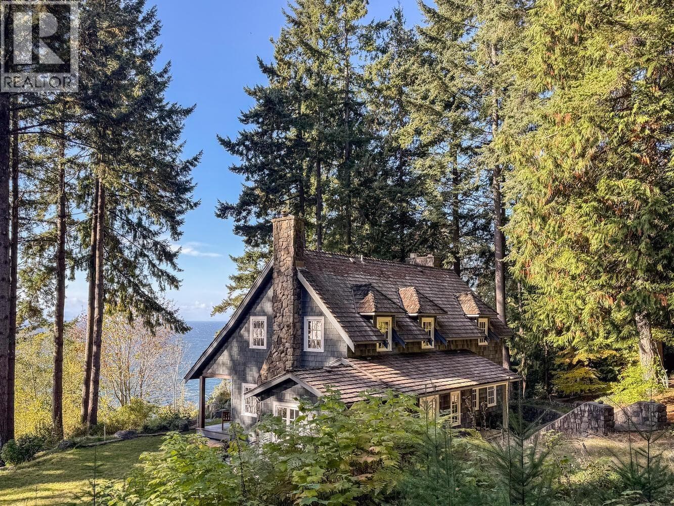1289 GOWER POINT ROAD in 