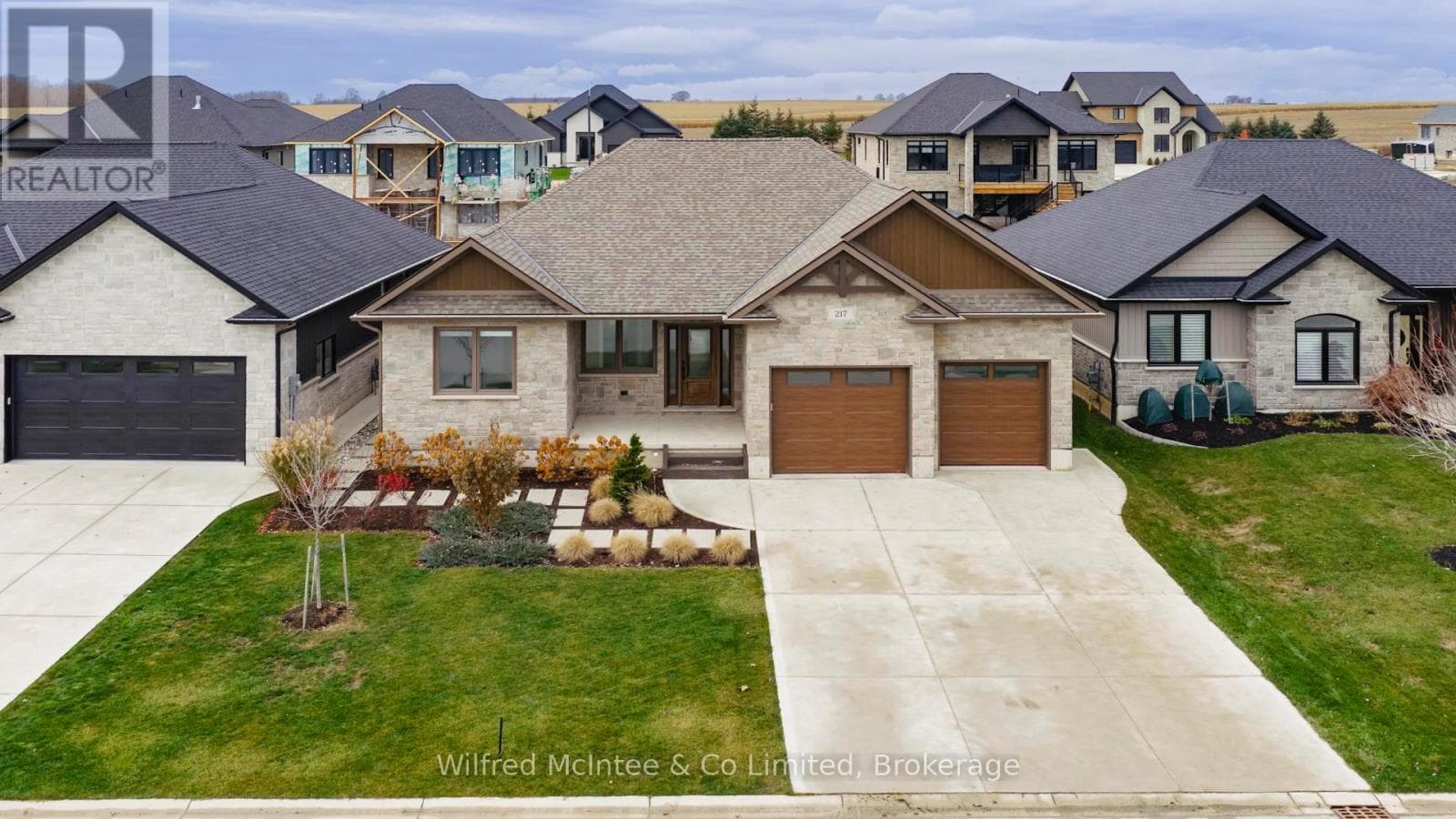 217 IRISHWOOD LANE in 