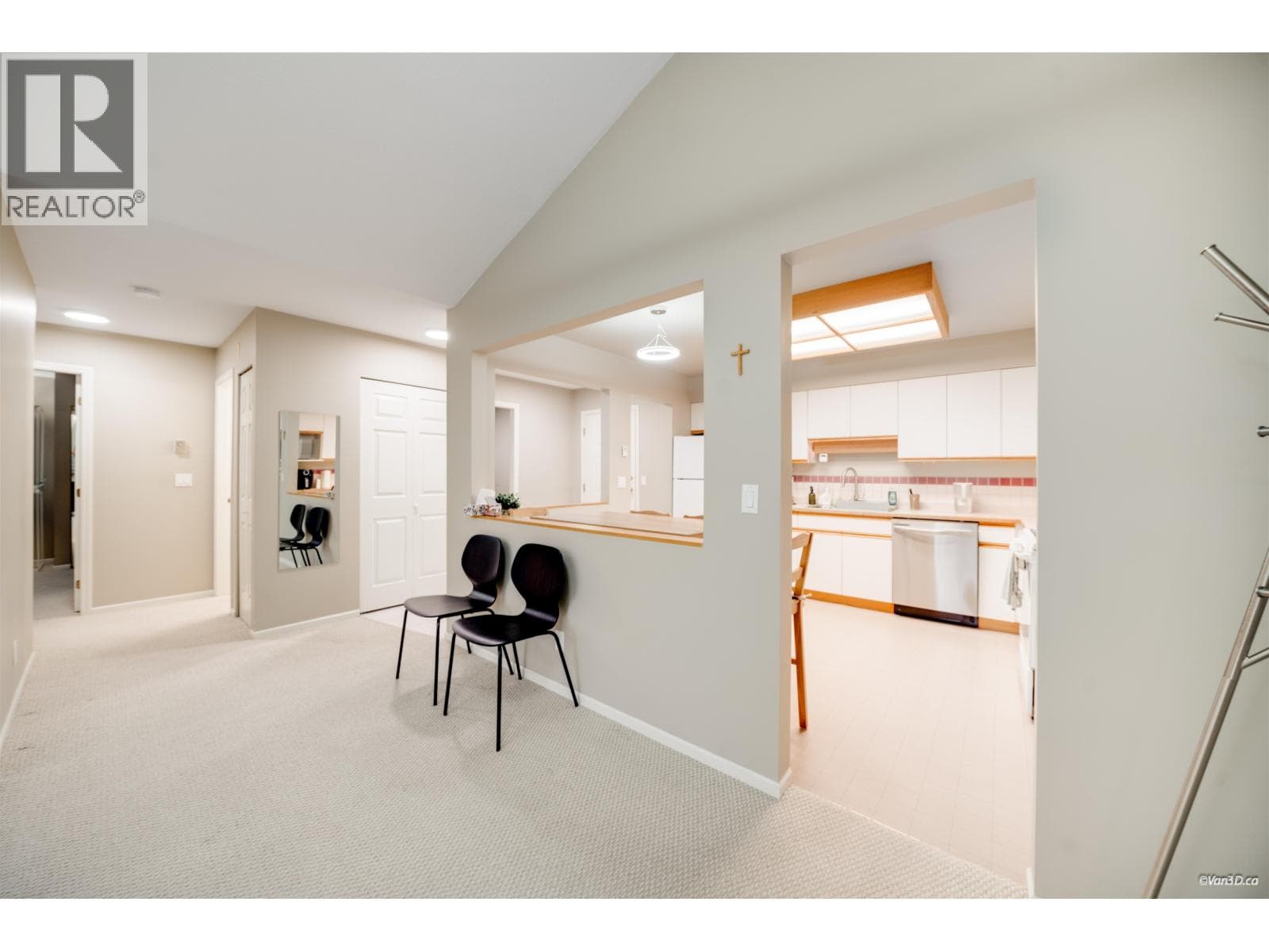 309 501 COCHRANE AVENUE, Greater Vancouver — photo 5