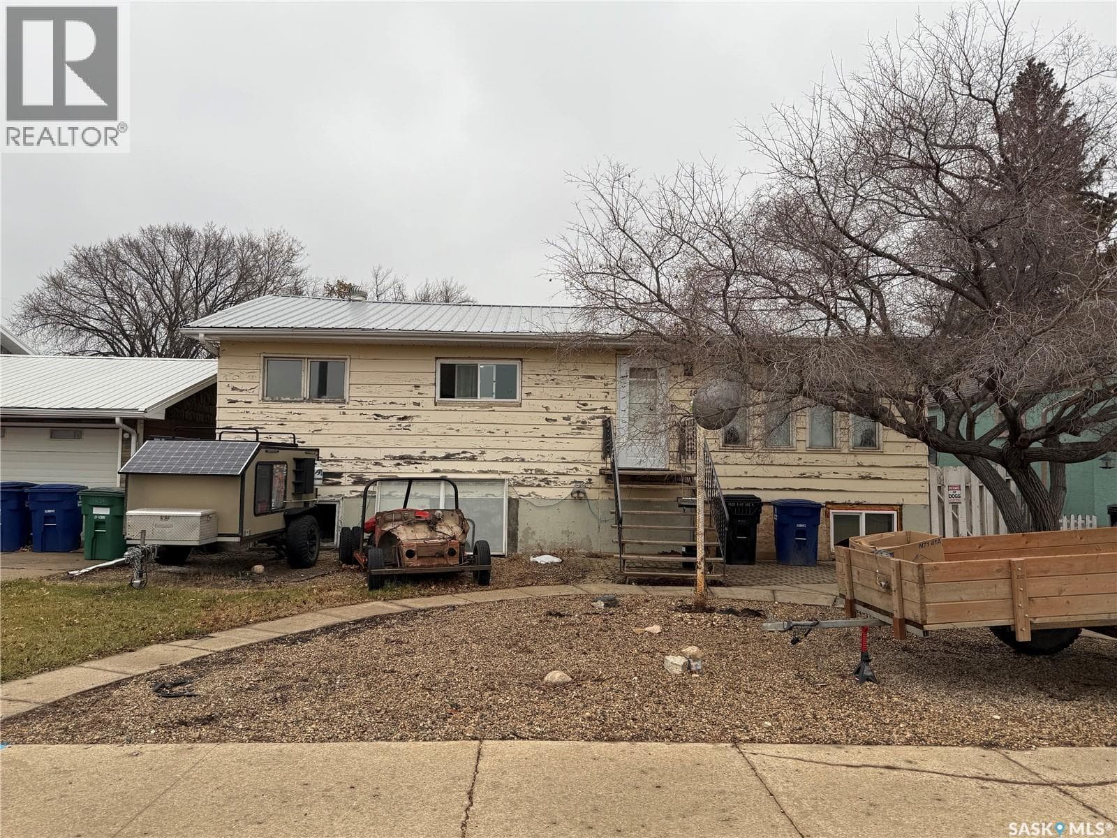1826 1ST AVENUE NORTH, Saskatchewan — photo 2