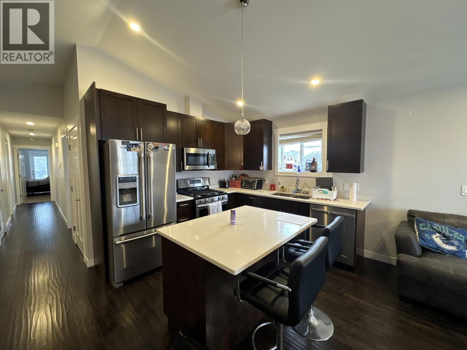 8707 76 STREET — photo 3