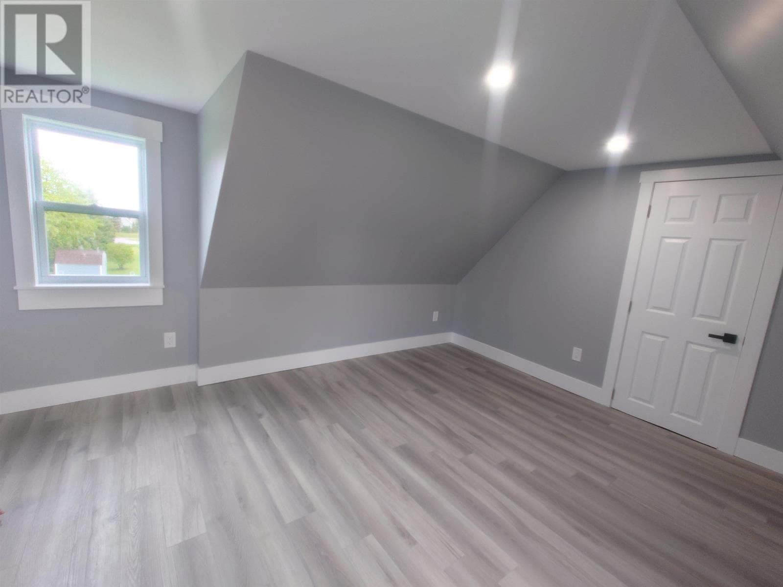 41 MAIN DRIVE EAST, PEIA — photo 2