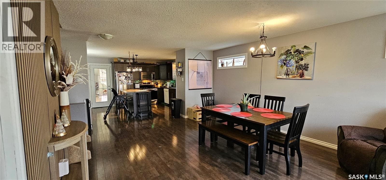 914 108th AVENUE, Saskatchewan — photo 2