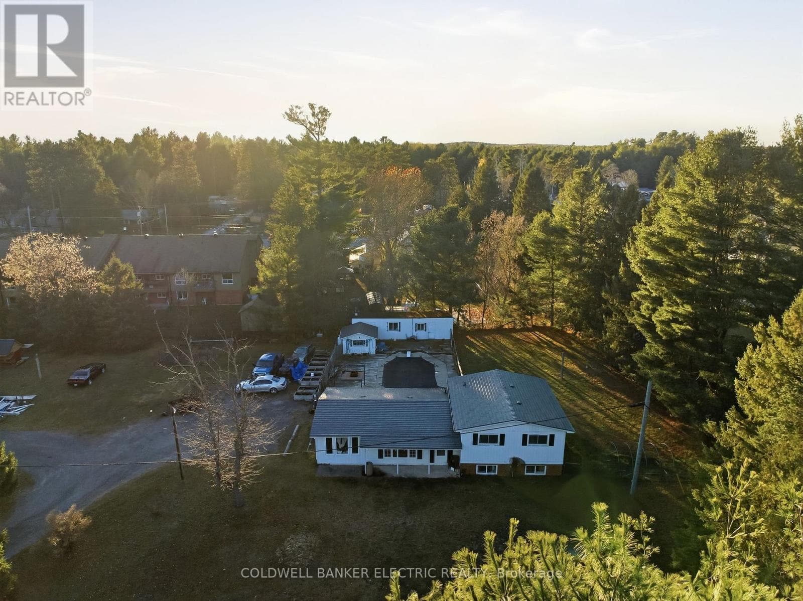 62 AIRPORT ROAD — photo 5