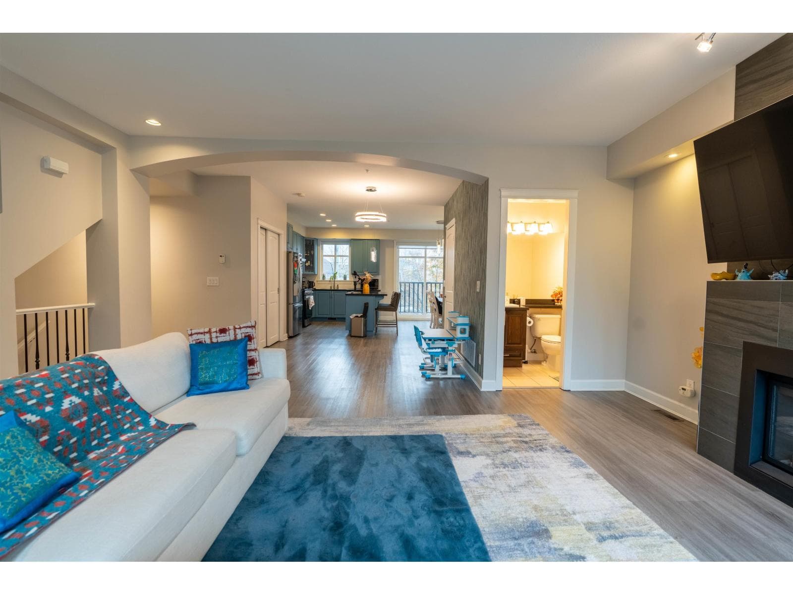 50 20738 84 AVENUE, Fraser Valley — photo 2