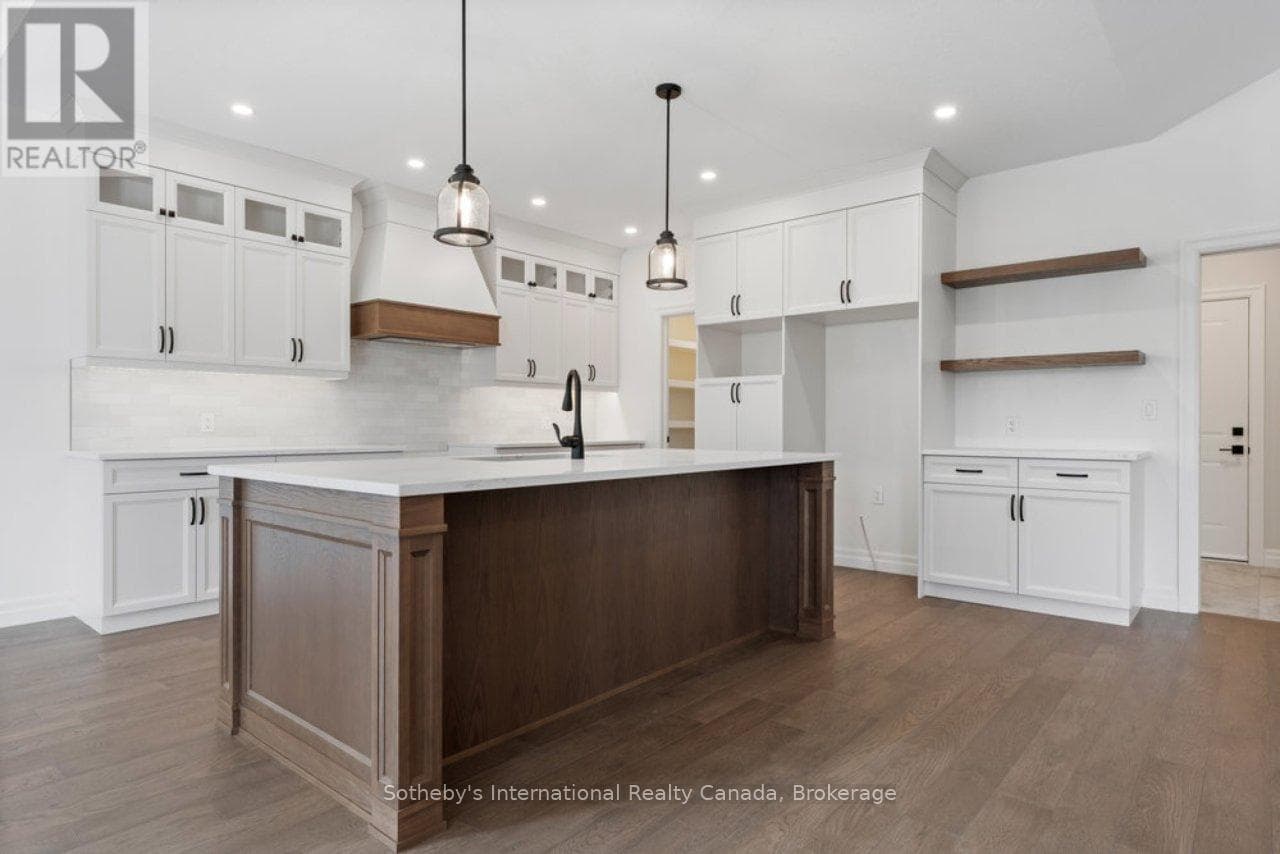 81 CEDAR STREET, Oakville-Milton — photo 3