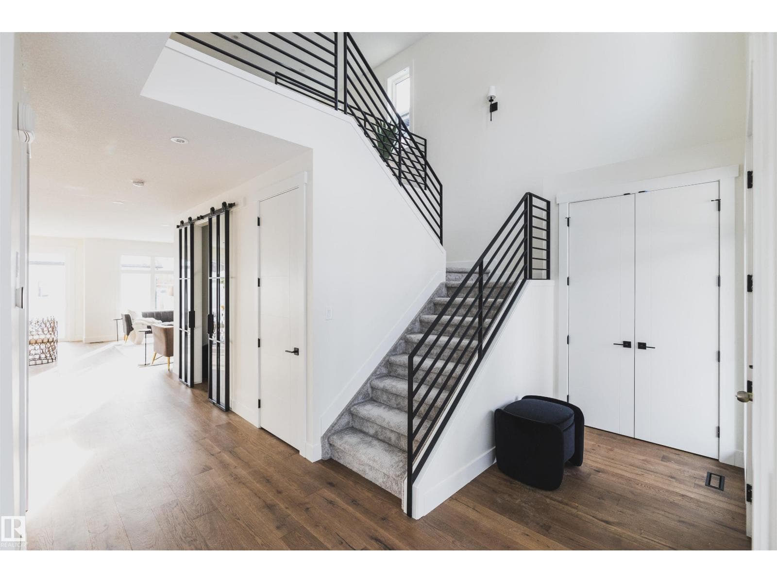 8350 120 ST NW, Edmonton — photo 3