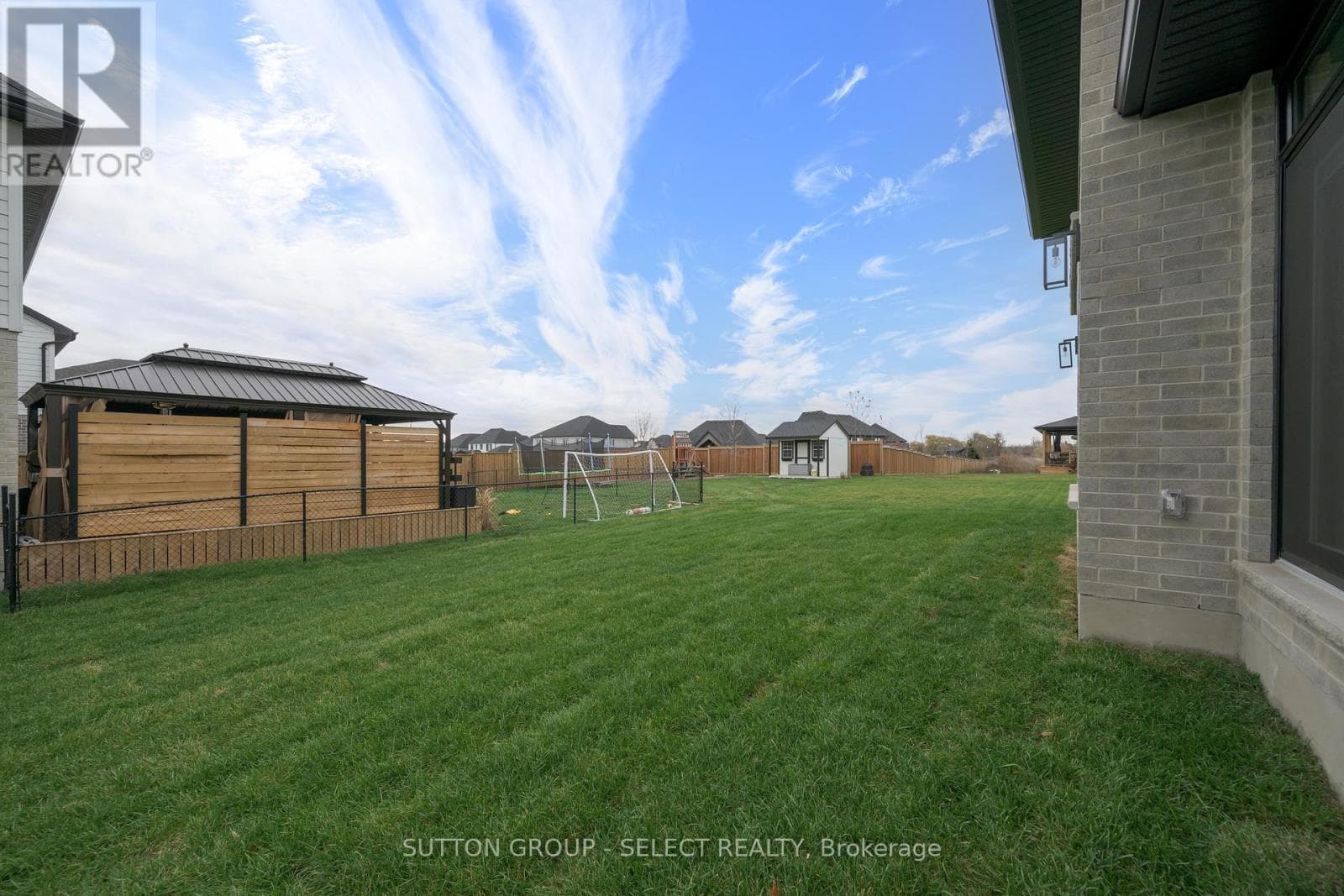 134 HARVEST LANE — photo 3