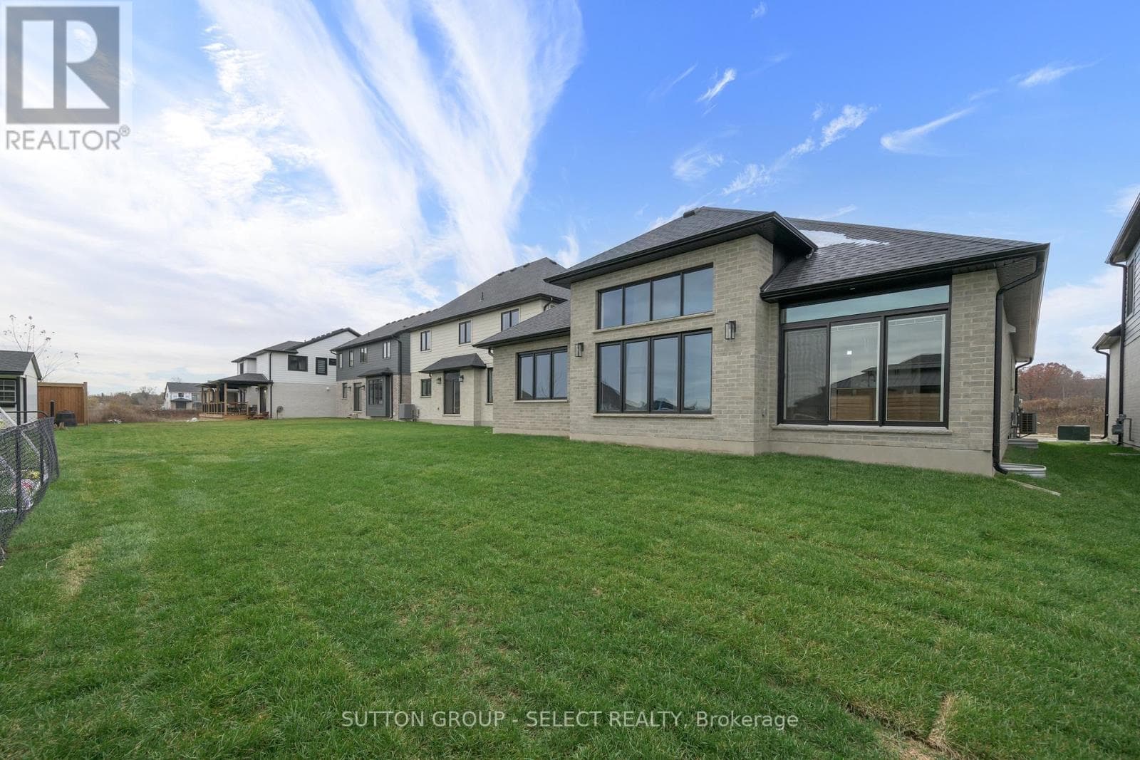 134 HARVEST LANE — photo 5