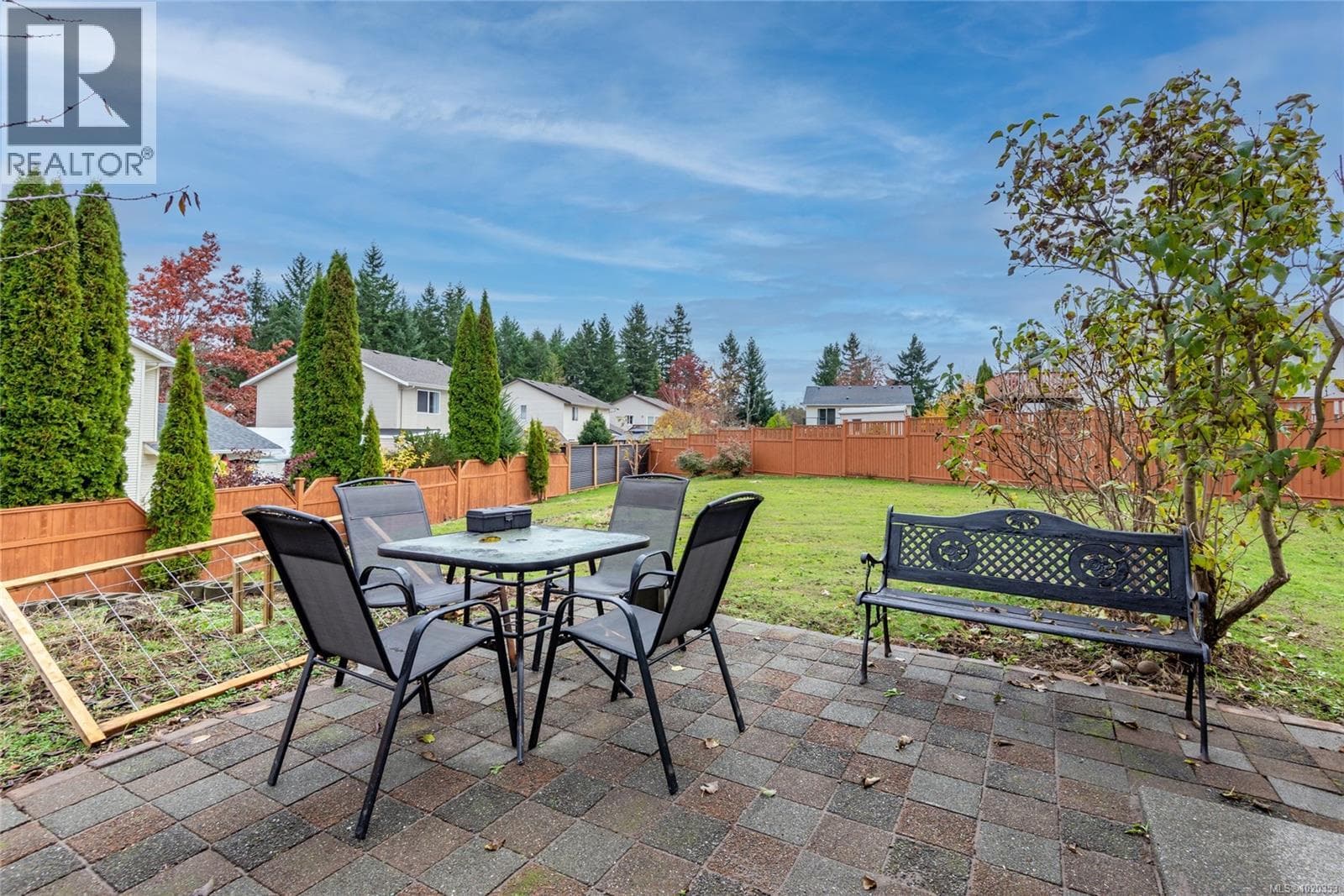 2984 HUCKLEBERRY PLAZA — photo 4