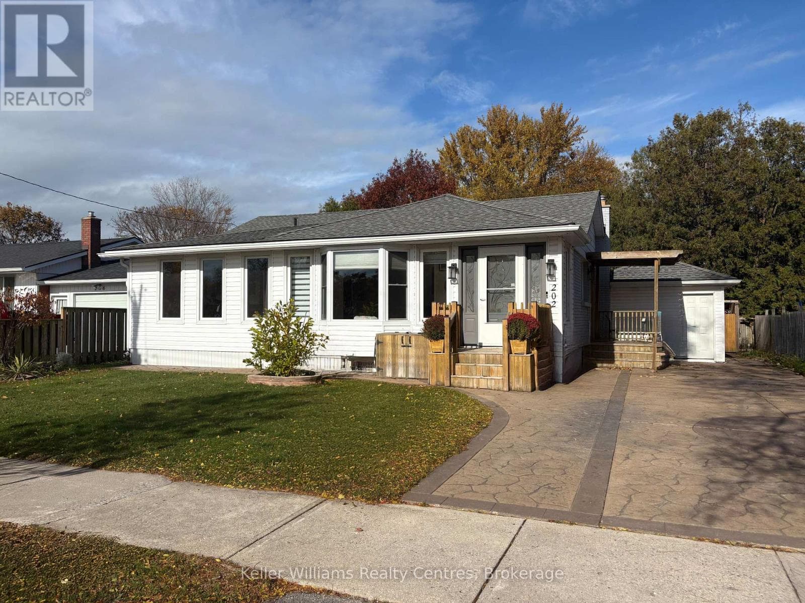 202 BENNETT STREET WEST in 