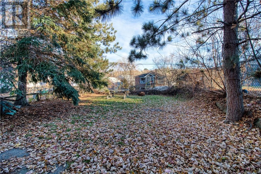 379 ONTARIO STREET — photo 2