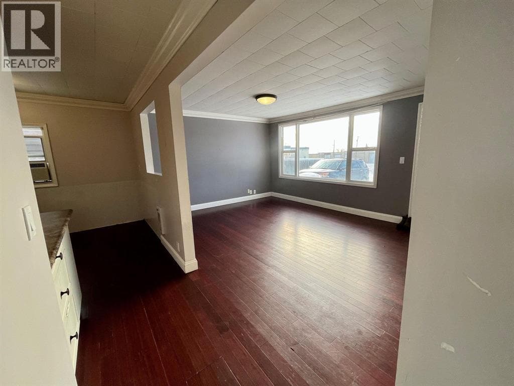 10424 102 AVENUE — photo 4