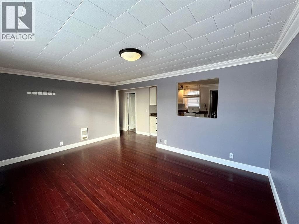 10424 102 AVENUE — photo 3
