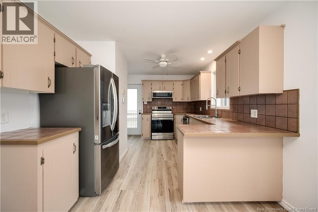 102 NOTINGHAM DRIVE — photo 5
