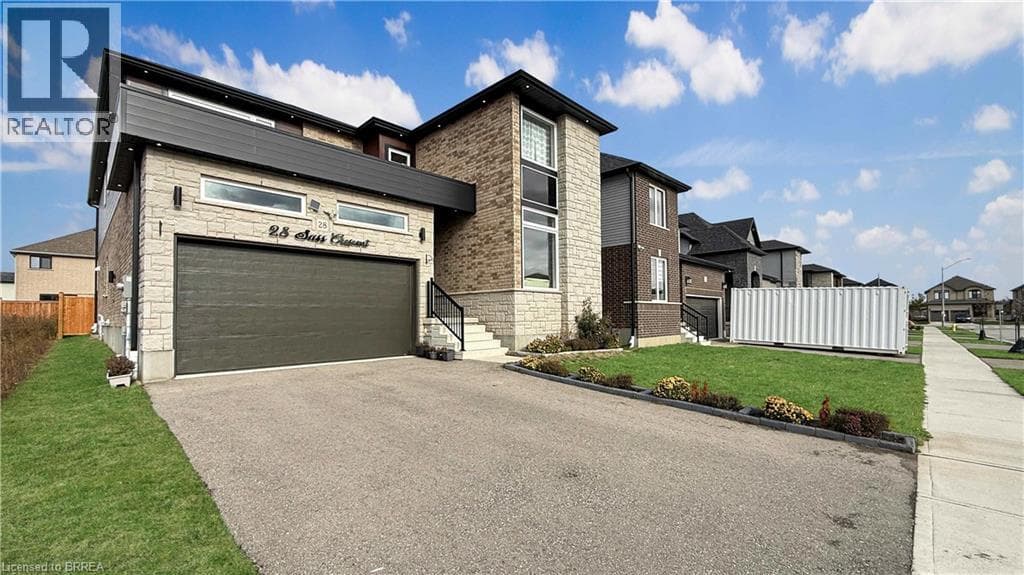 28 SASS Crescent, Brantford — photo 2