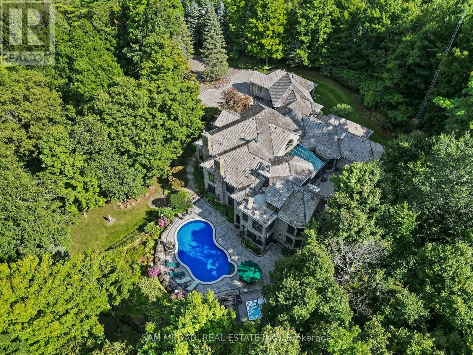10140 PINEVIEW TRAIL in Nassagaweya