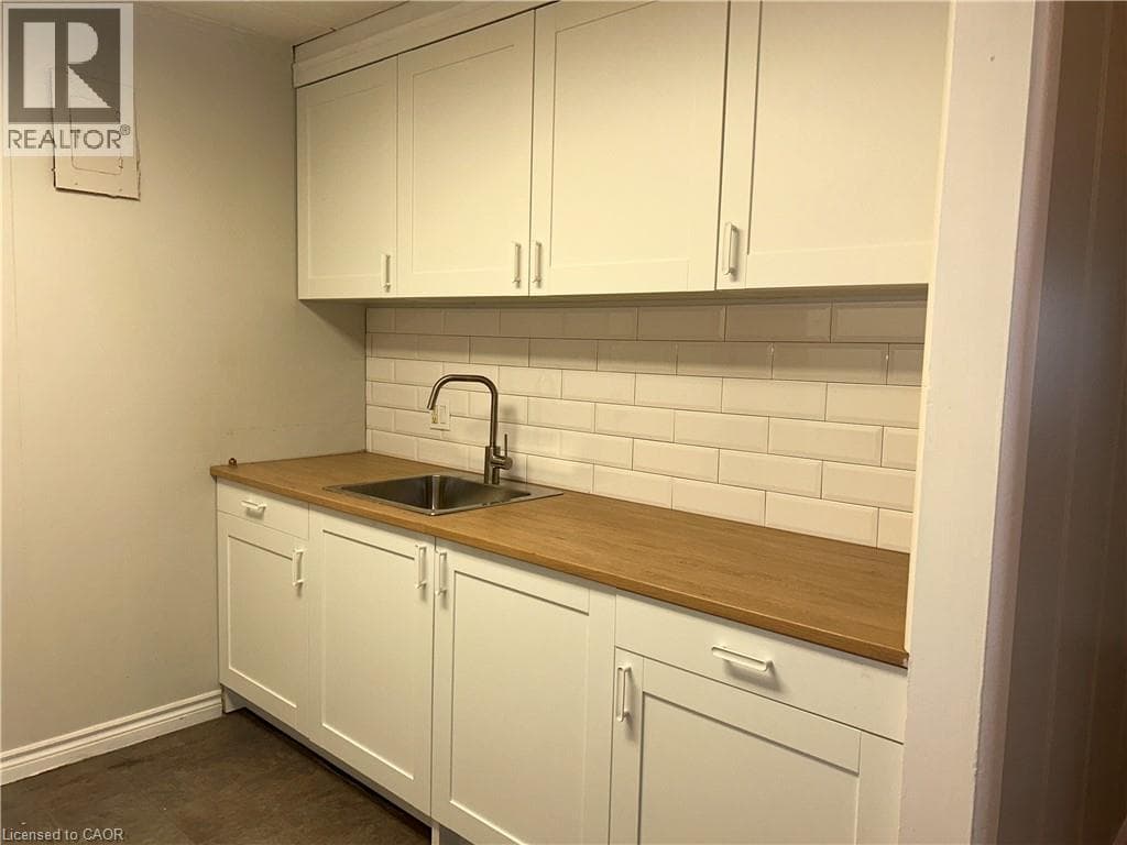 49 KENT Street N Unit# 5, Cornerstone — photo 2