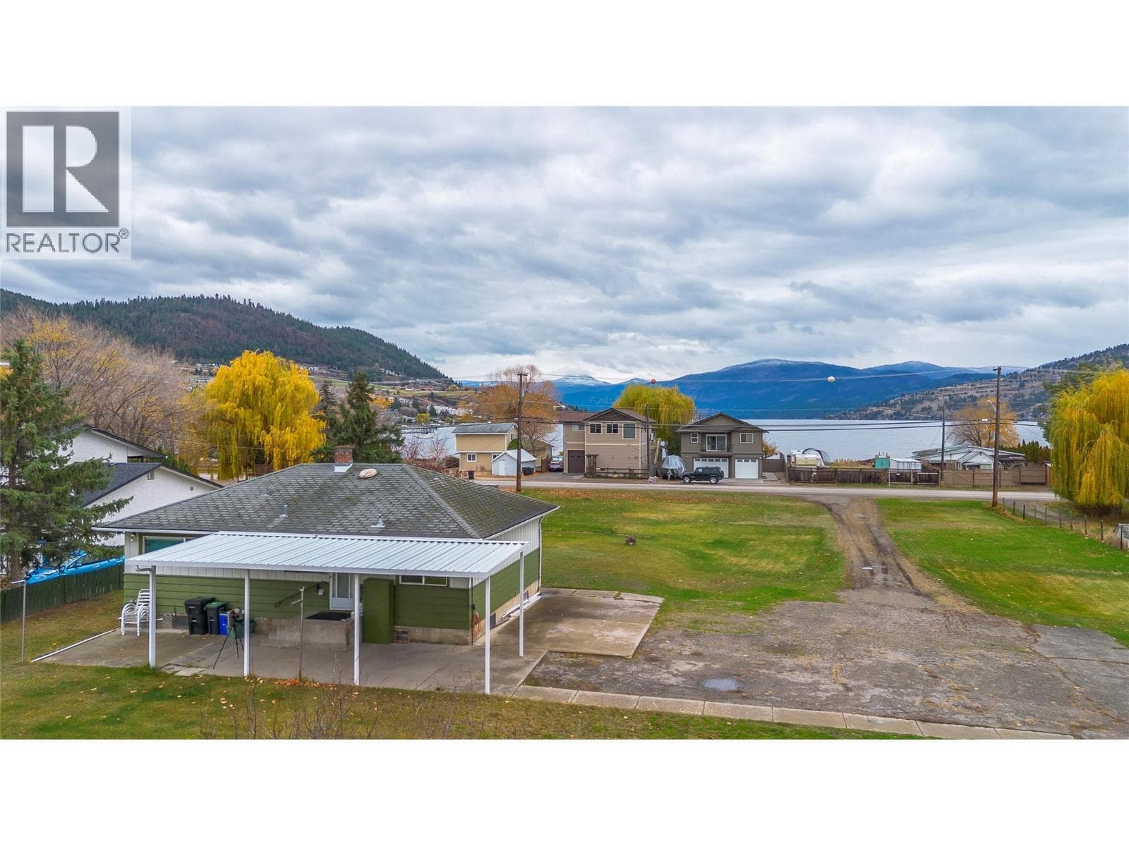 2619 LAKESHORE ROAD in 