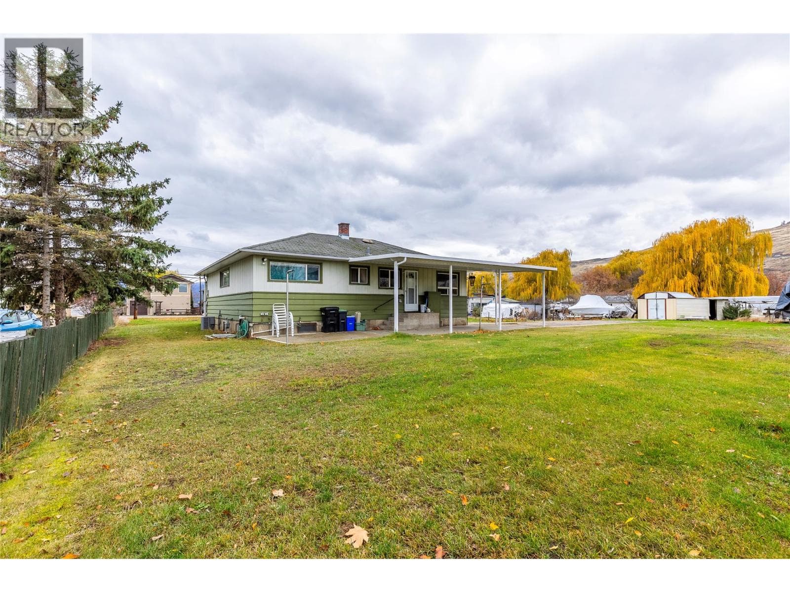 2619 LAKESHORE ROAD, Interior REALTORS® — photo 2
