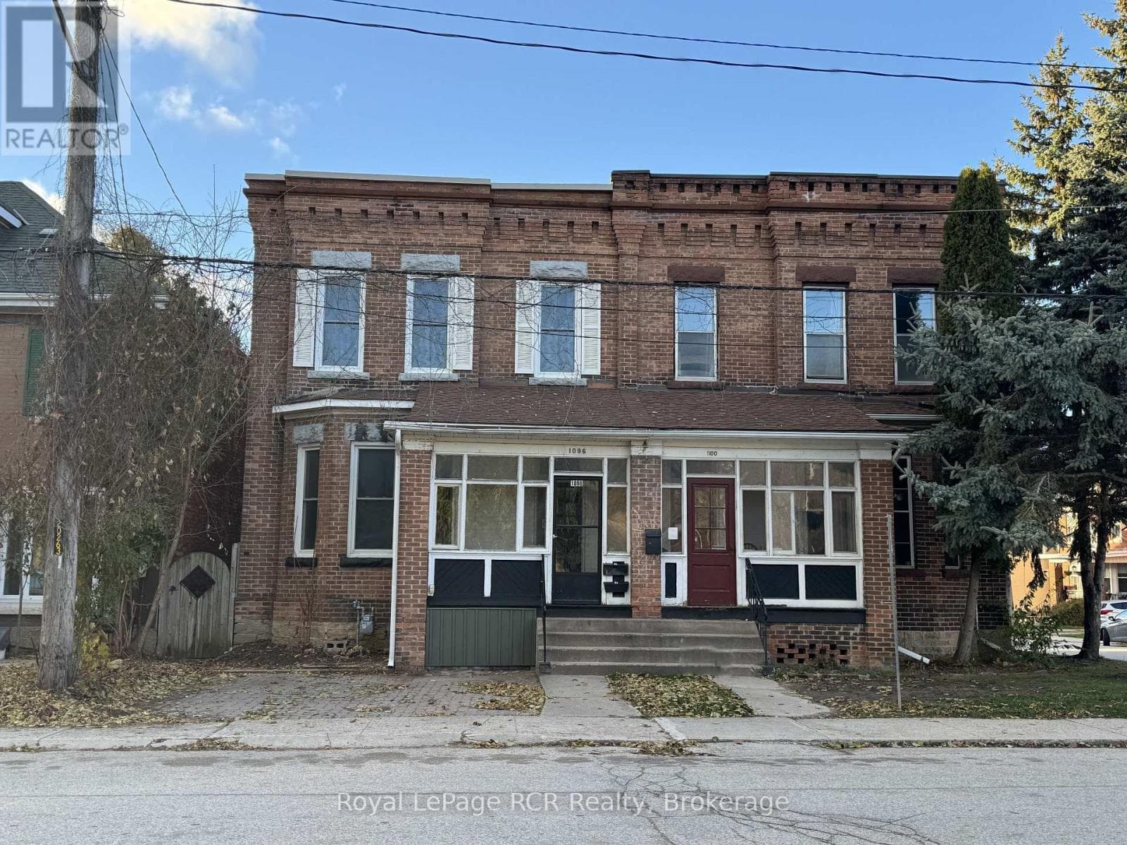 1096 4TH AVENUE E in 