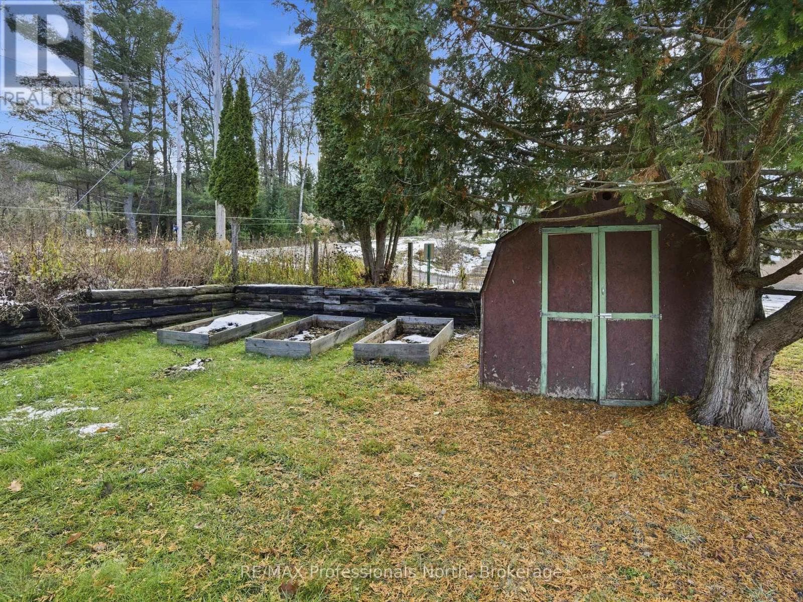 107 BRUNEL ROAD — photo 3