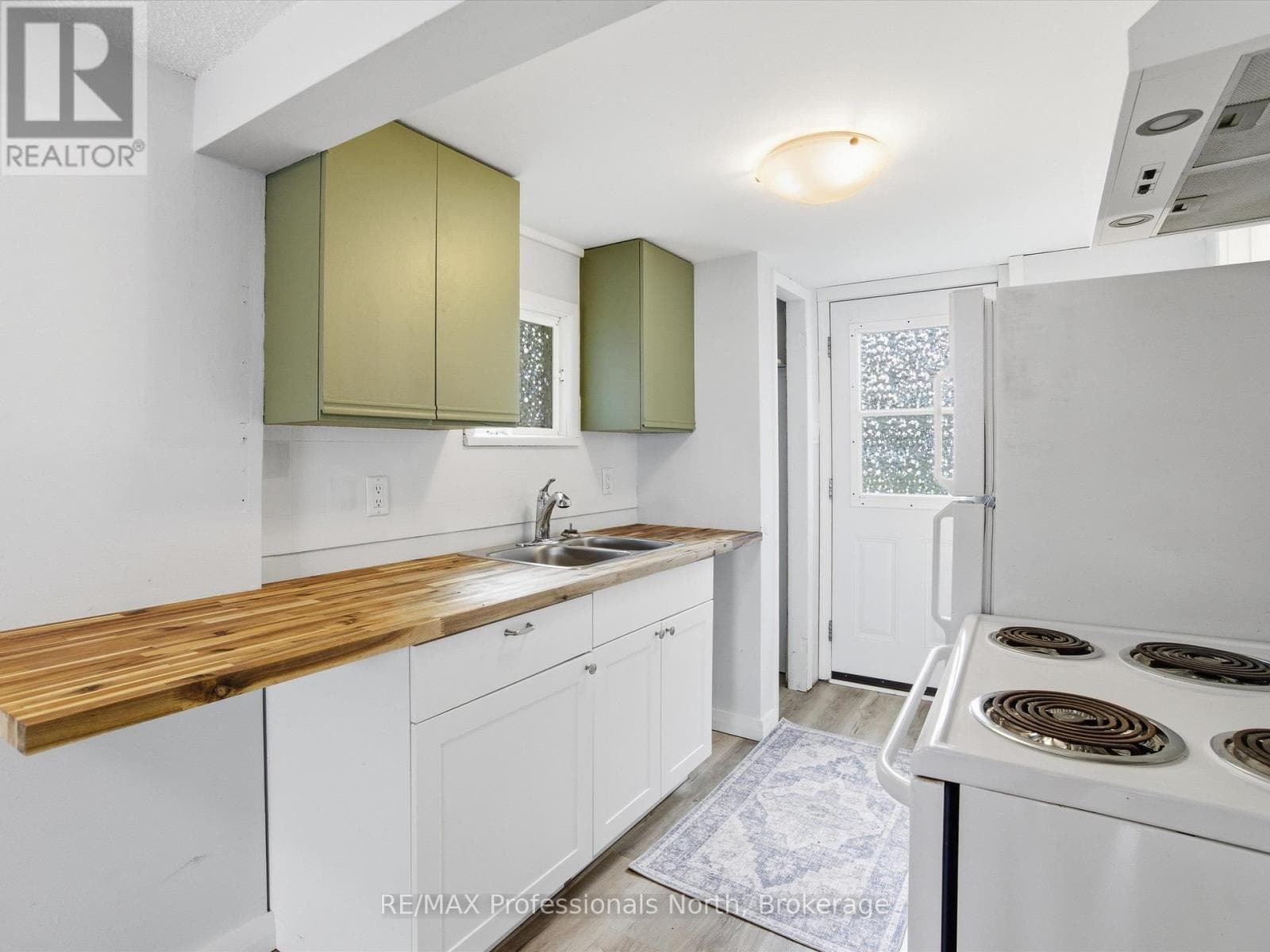 107 BRUNEL ROAD — photo 5