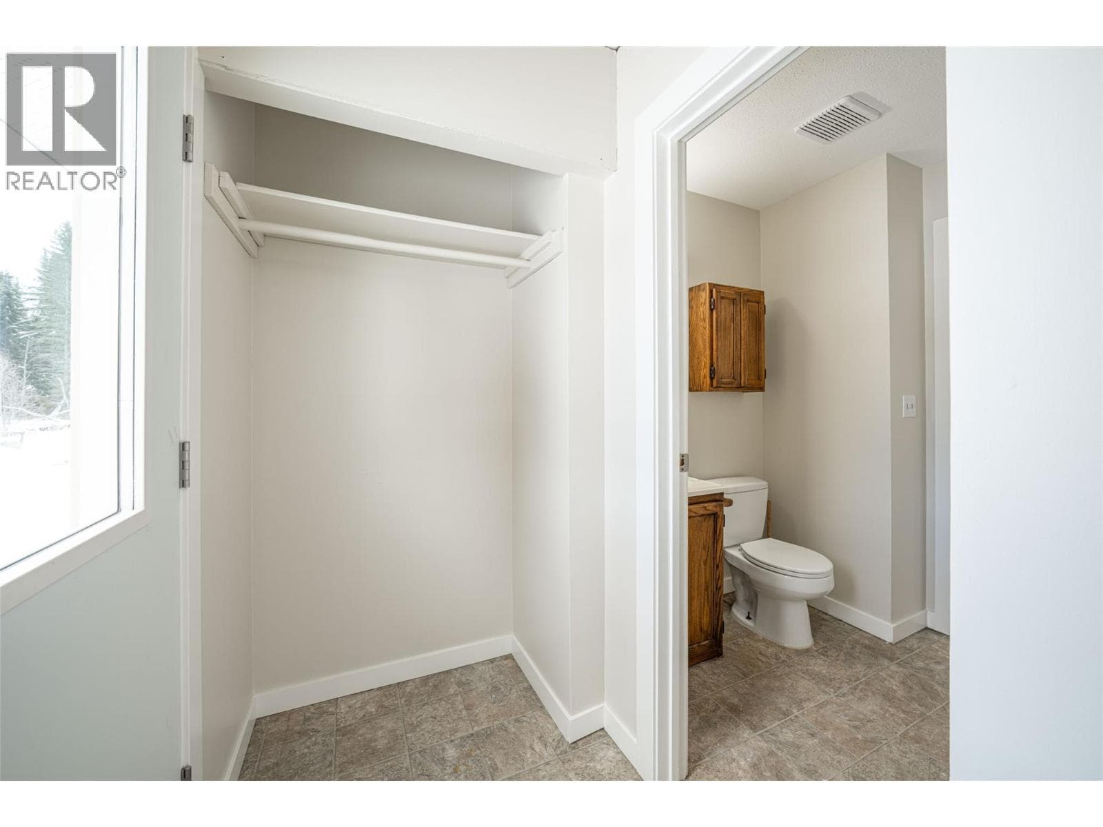 1852 TRINITY VALLEY ROAD, Interior REALTORS® — photo 2
