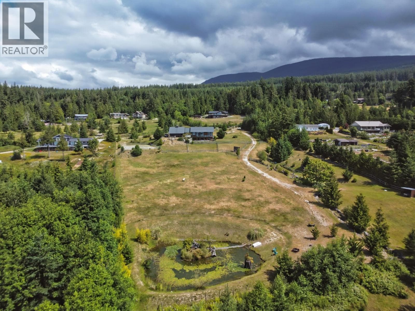 2247 PIXTON ROAD, Greater Vancouver — photo 4