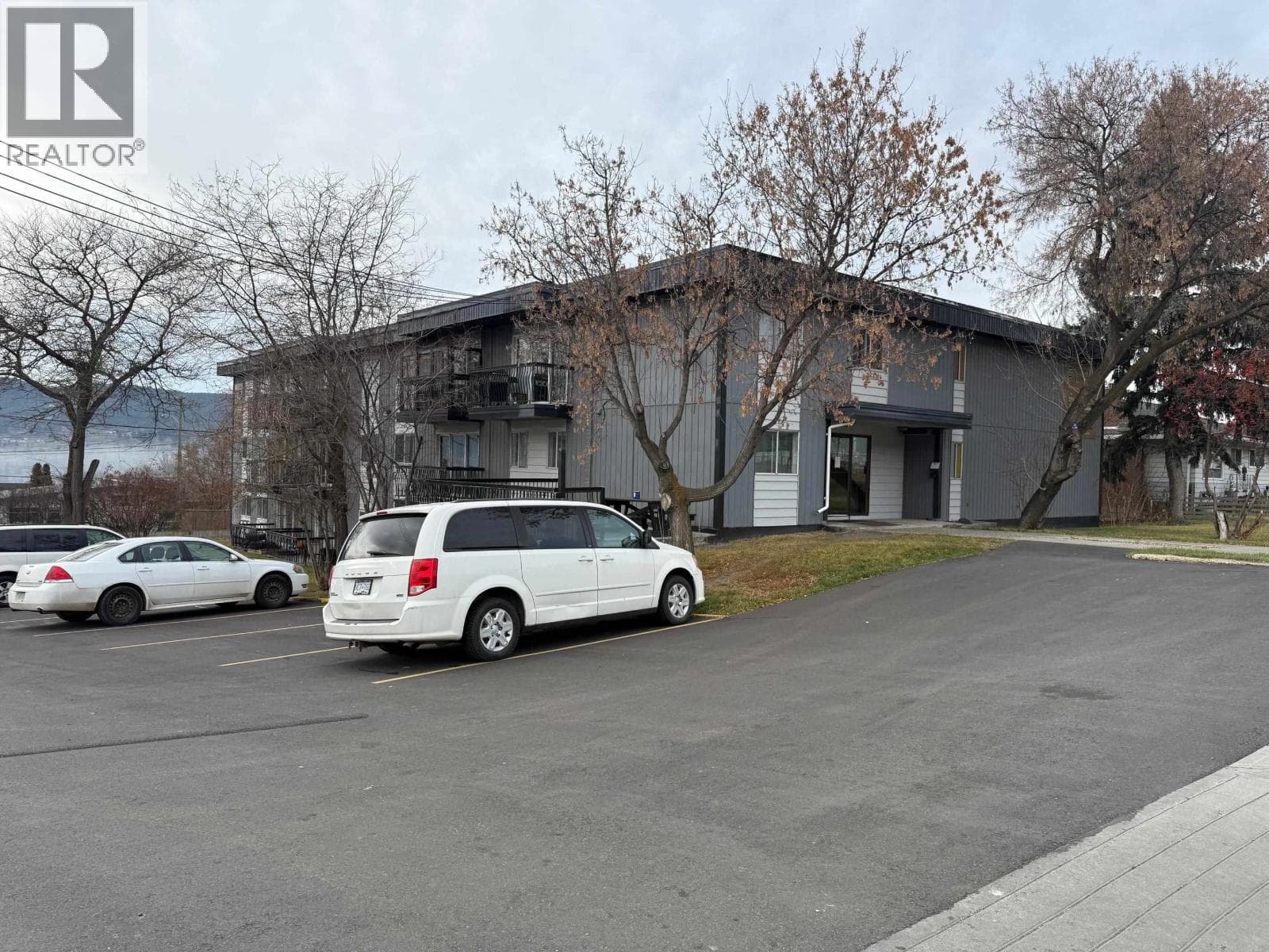 329 N NINTH AVENUE, BC Northern — photo 5