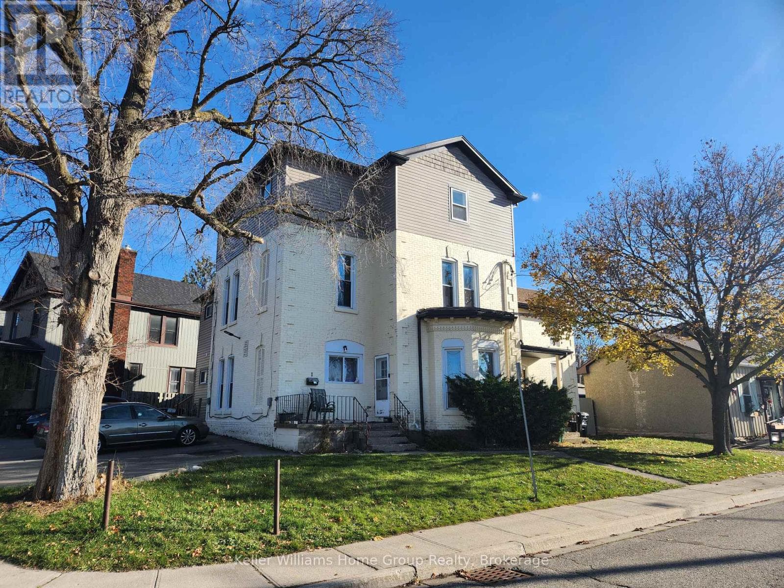 125 WELLINGTON SOUTH in Galt City Centre/South Galt