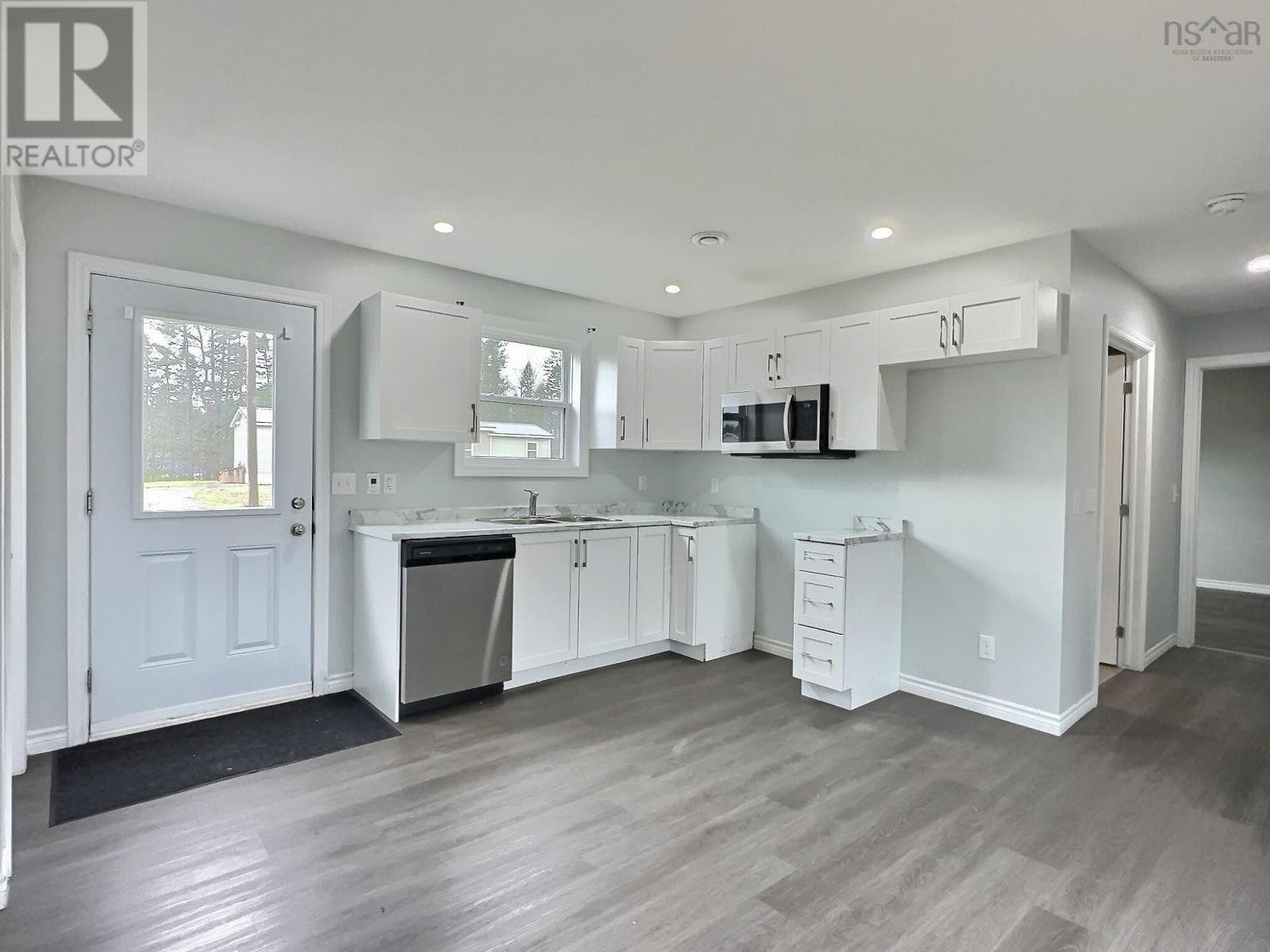 16 SEVEN LEE WAY, NSAR — photo 5