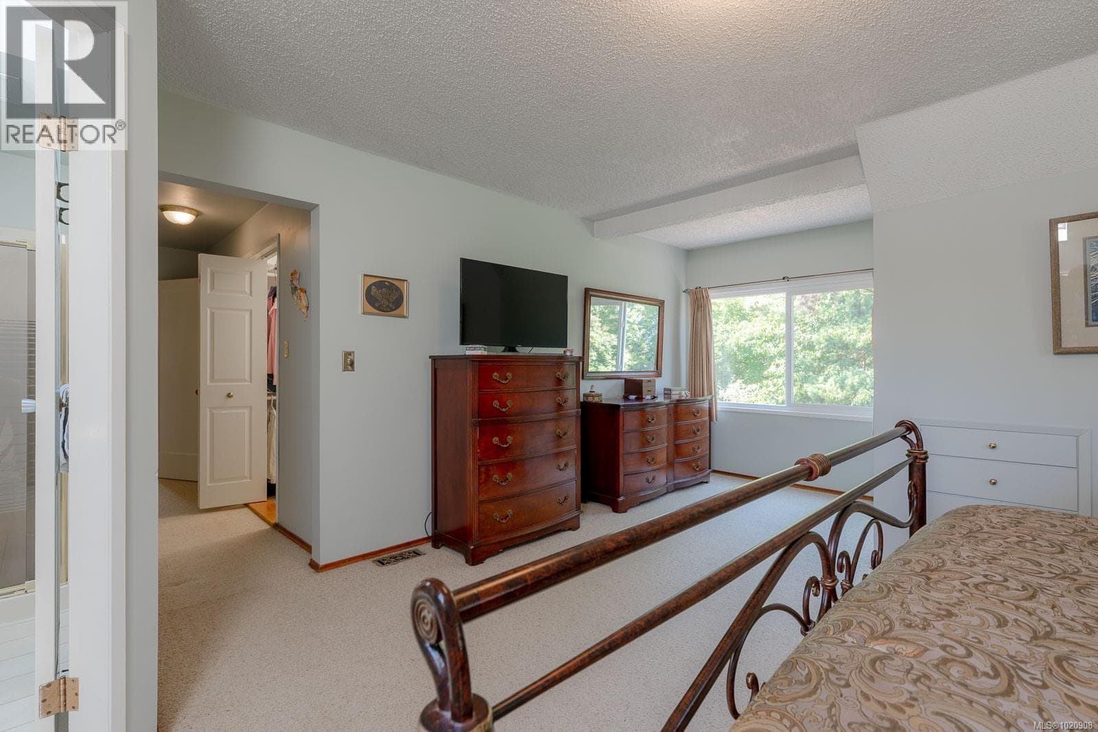 4471 Southgate Rd in 