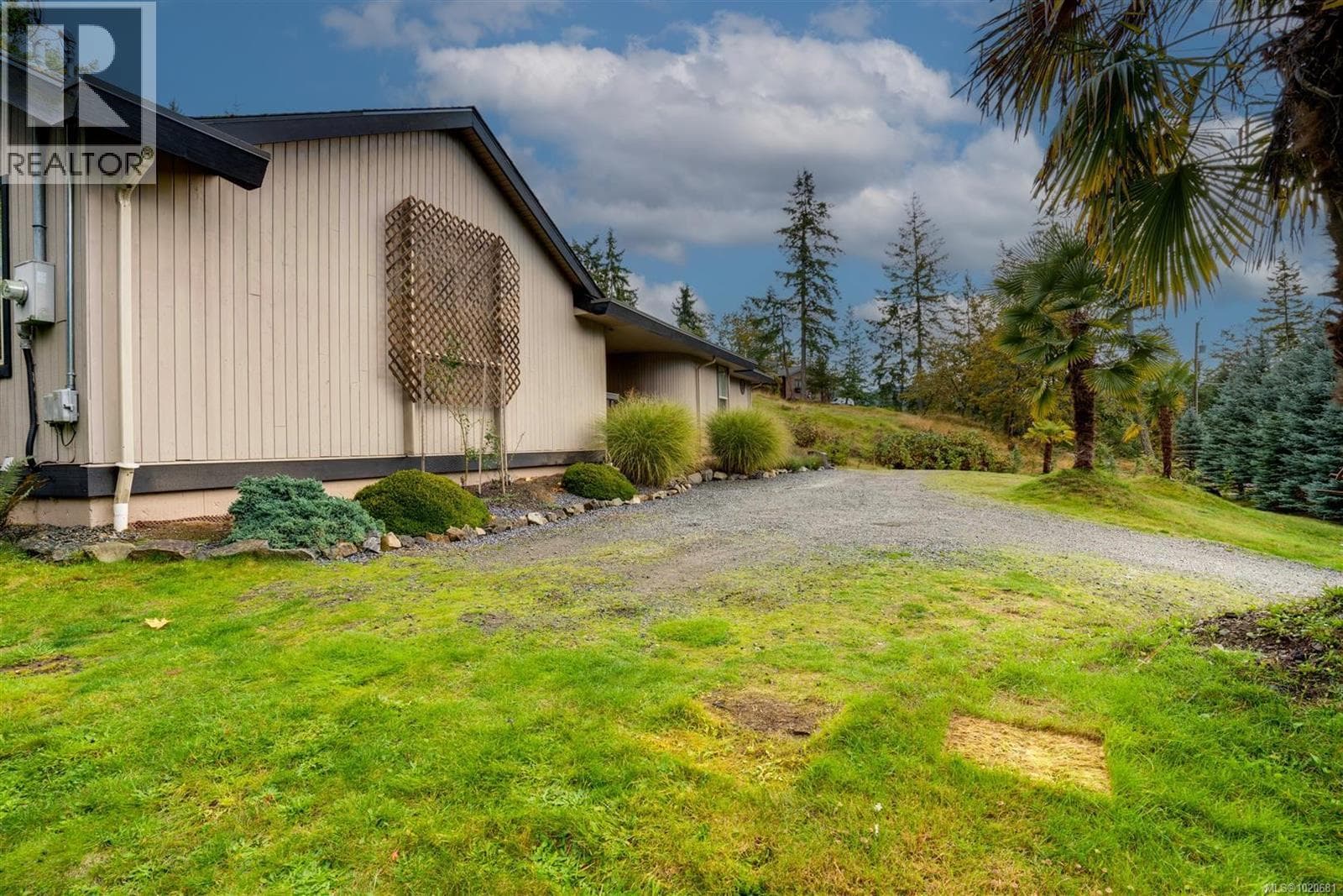 2310 Garry Oak Dr, Vancouver Island — photo 2
