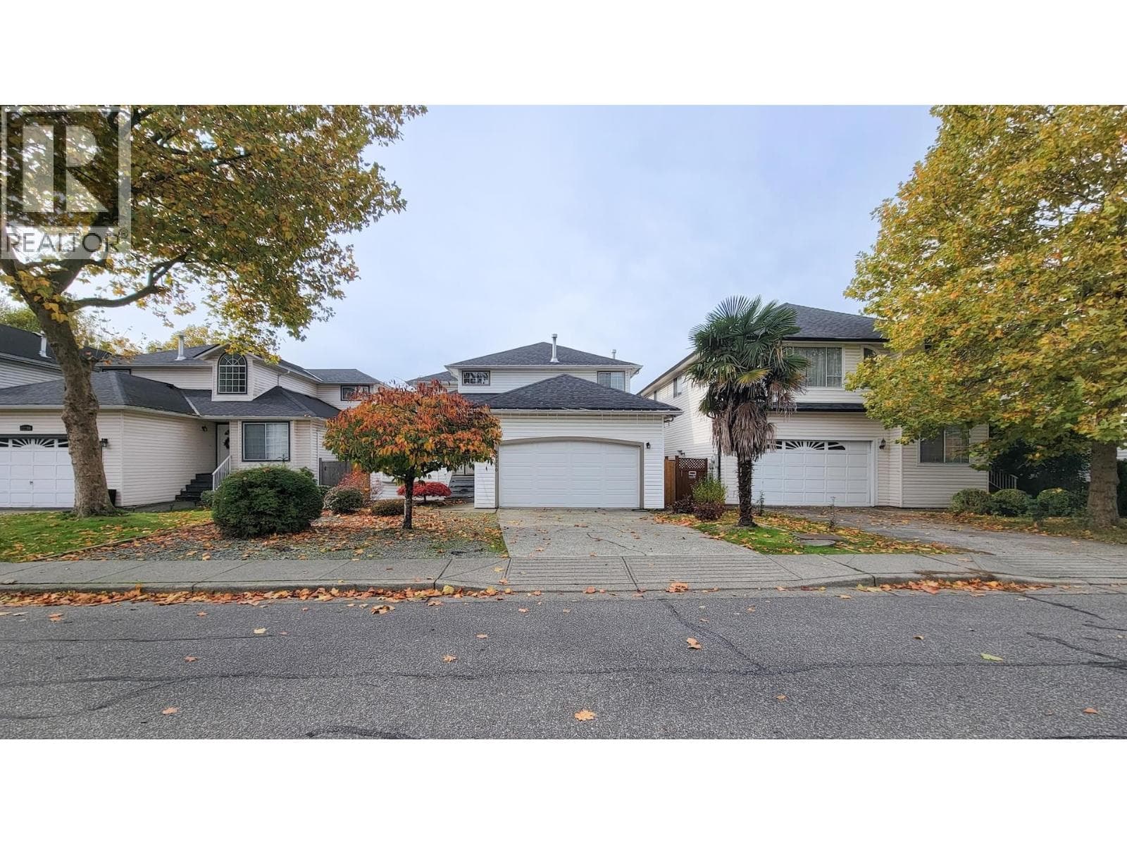 22260 GARRATT DRIVE in Hamilton