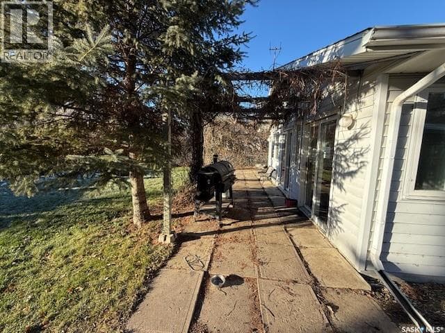 113 First AVENUE S, Saskatchewan — photo 5