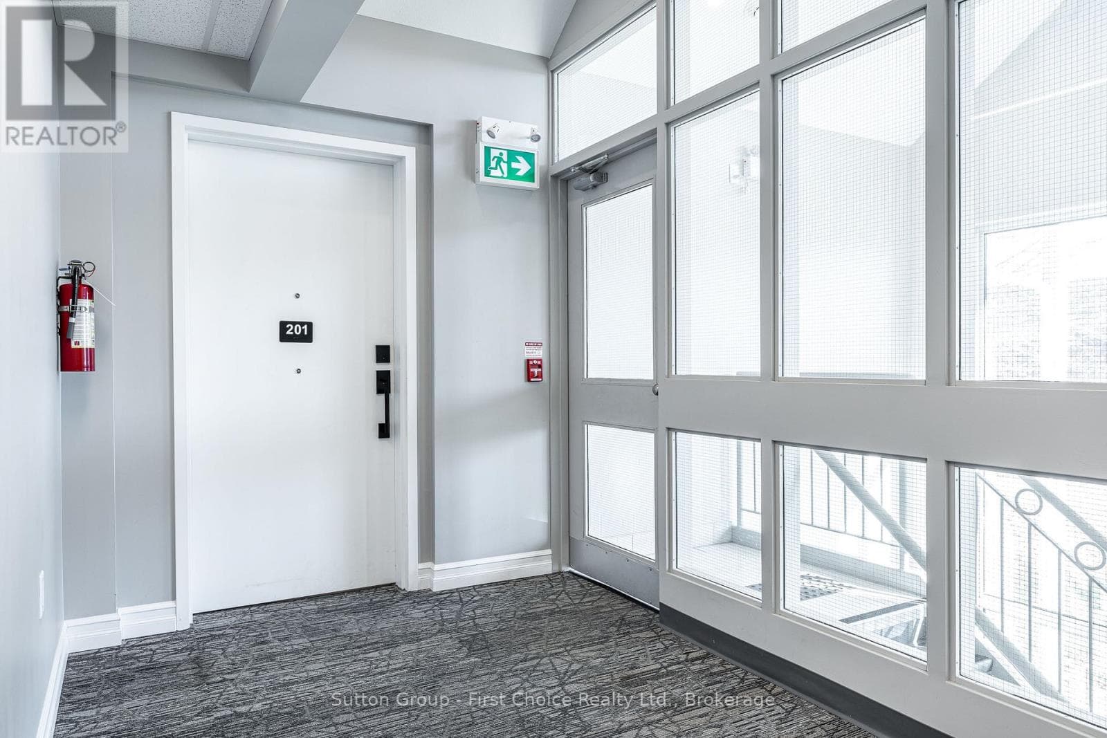 201 - 100 GORDON STREET, OnePoint — photo 5