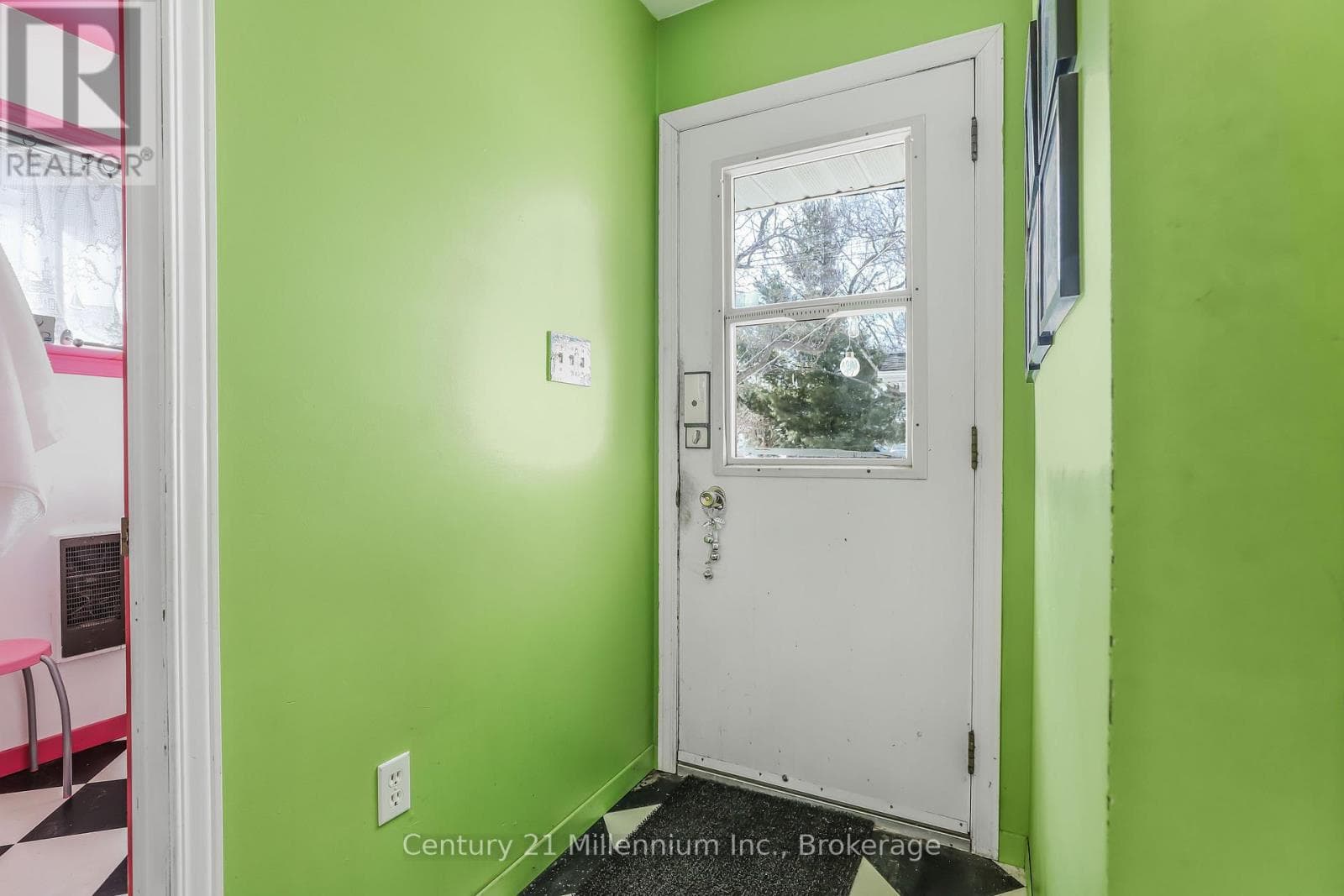 228 PALMERSTON STREET, OnePoint — photo 4